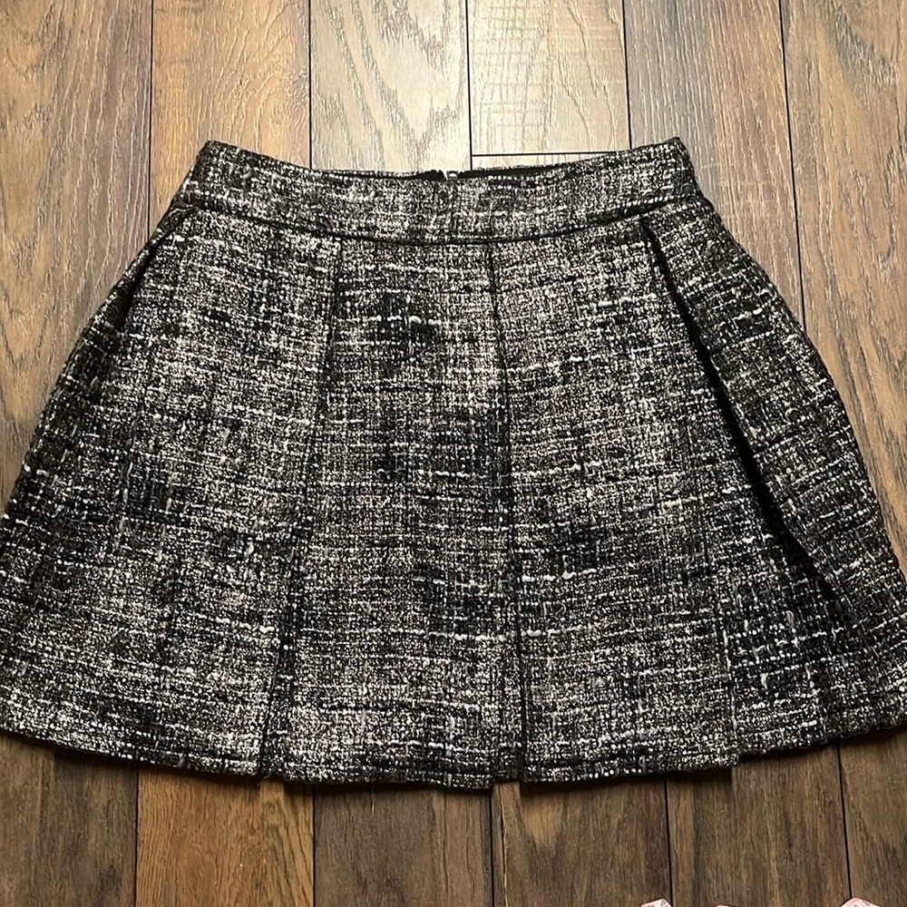 alice +olivia metallic tweed mini skirt, Size 10